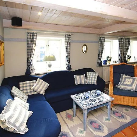 Semi-detached Houses, Auf Foehr בית נופש Oldsum