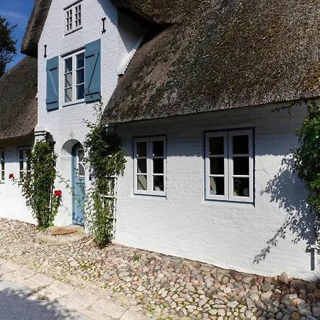 Semi-detached Houses, Auf Foehr בית נופש